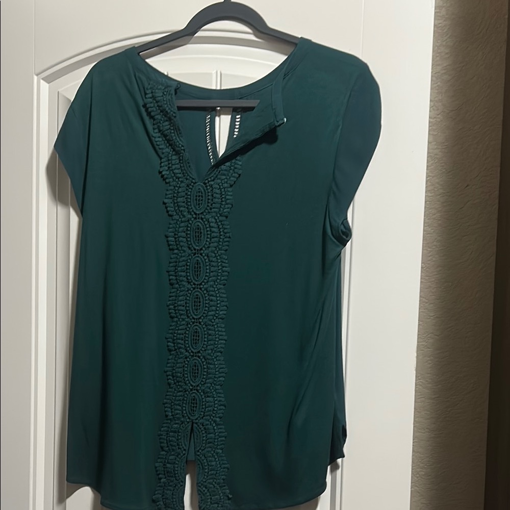 Daniel Rainn Green Cap Sleeve Embellished Blouse - Picture 5 of 5